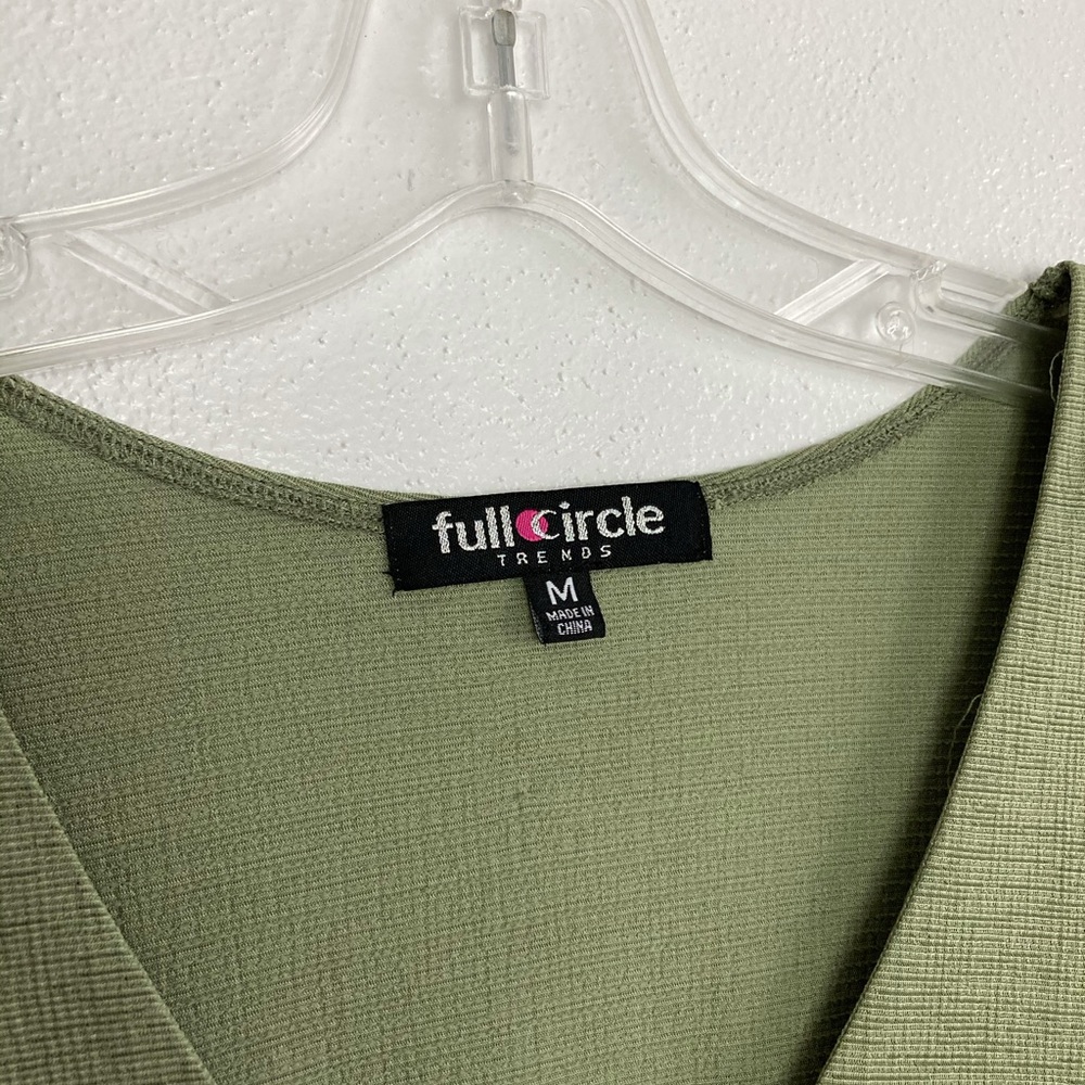 Green Crop Top - Picture 6 of 6